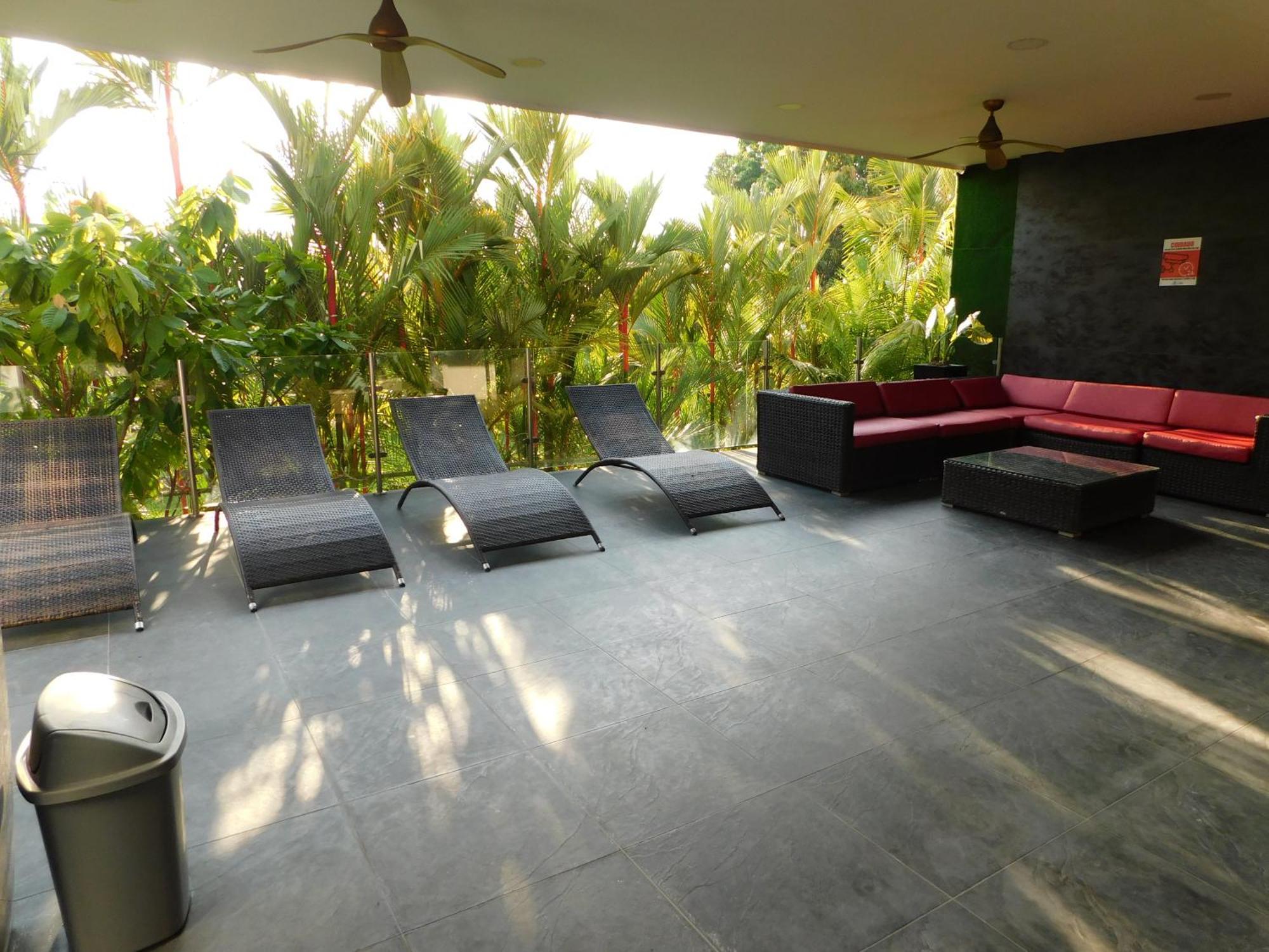 Sunset 205, Sleeps Six, Next Door To The Pool, 100m To The Beach! * Jacó